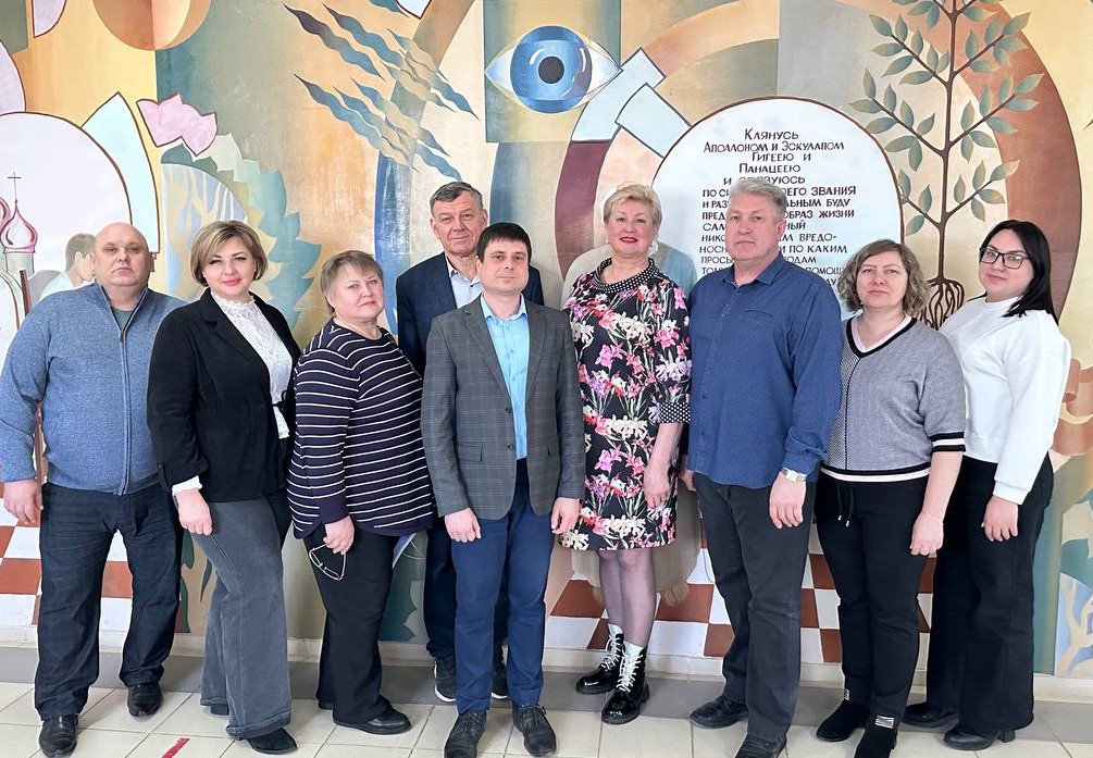 Коллектив Старобельского медицинского колледжа в наши дни