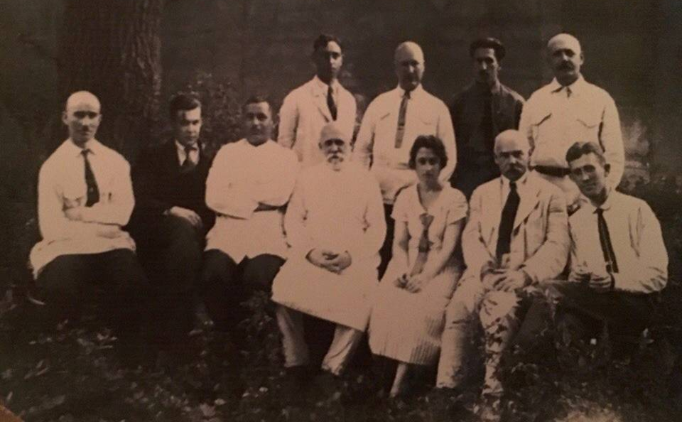 Заседание по вопросу открытия школы лекпомов, 1932 г.